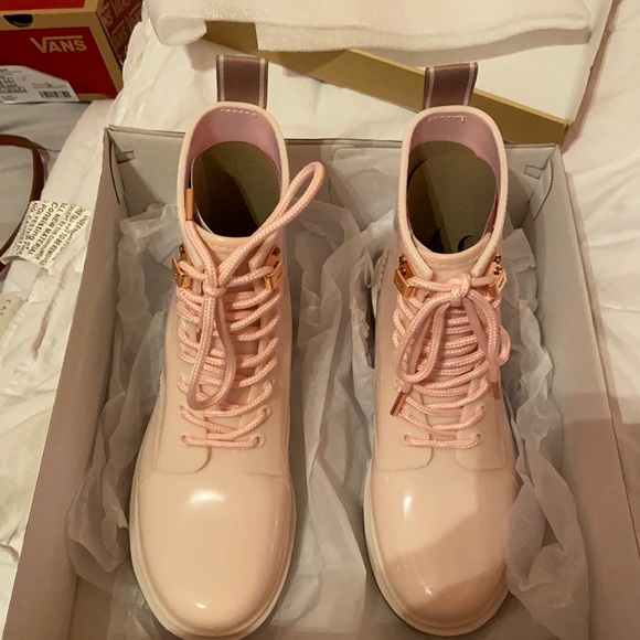 Michael Kors, size 6 , brand new - Picture 1 of 3